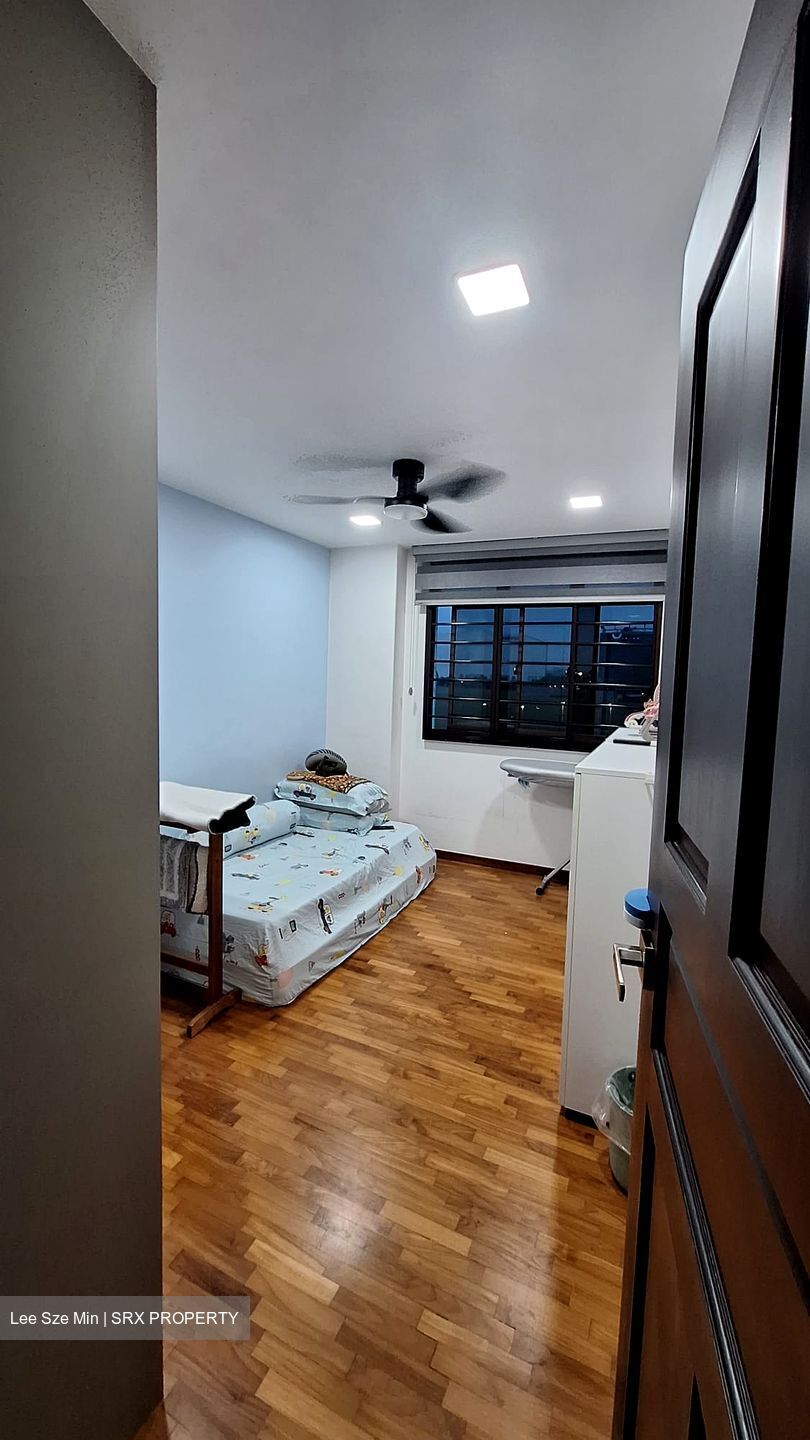 Blk 272B Jurong West Street 24 (Jurong West), HDB 5 Rooms #554434741